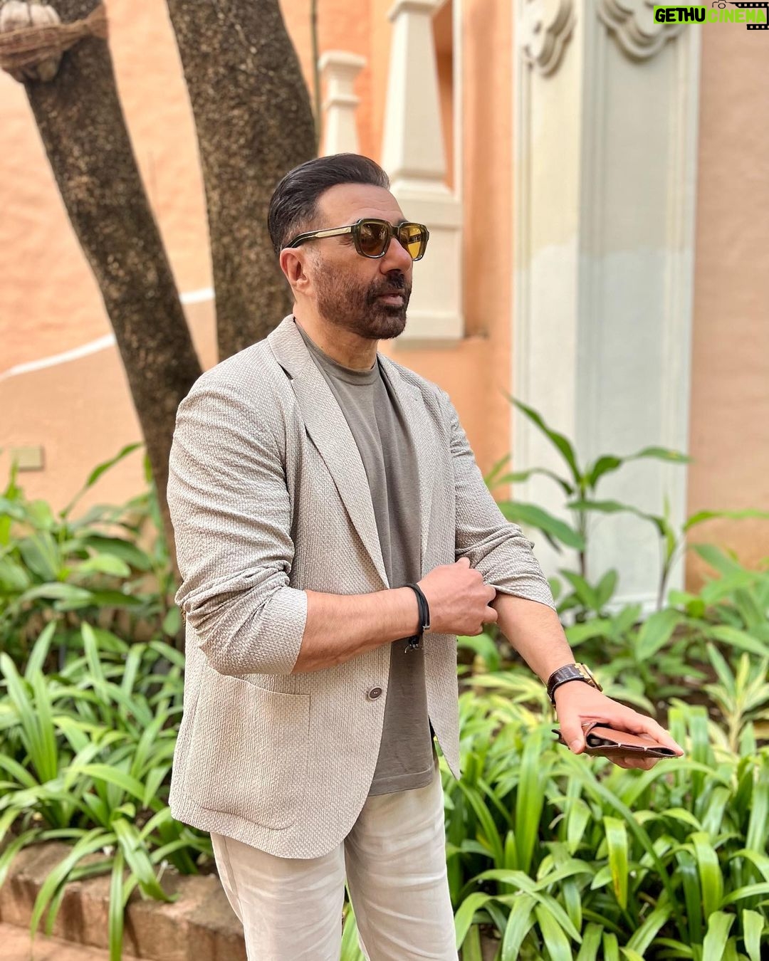 Sunny Deol Instagram - Moods… Grand Hyatt Goa
