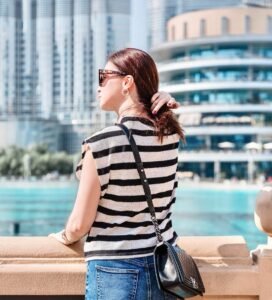 Sunshine Cruz Instagram - Life is meant to be lived. Take risks. Feel passion. Discover love. Run free. 🌞