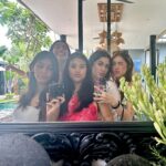 Sunshine Cruz Instagram - Officially 18 🥹🎂 We love you!🥰 @chesca.montano Canggu, Bali