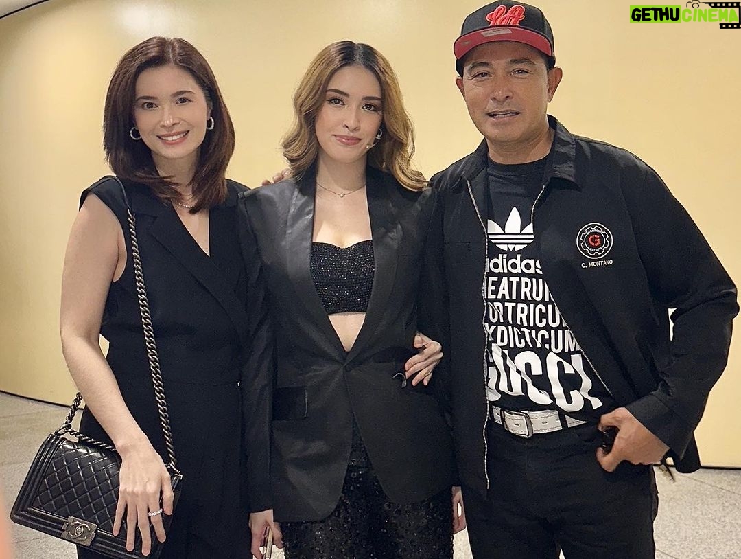 Sunshine Cruz Instagram - About last night. ☺️ Thank you @cesarbuboymontano , @maarriiaaa05 & @diegoloyzaga for always being there for our beautiful @samcruzm 🥰☺️ #family RCBC Plaza Yuchengco Tower, Ayala Avenue, Makati City