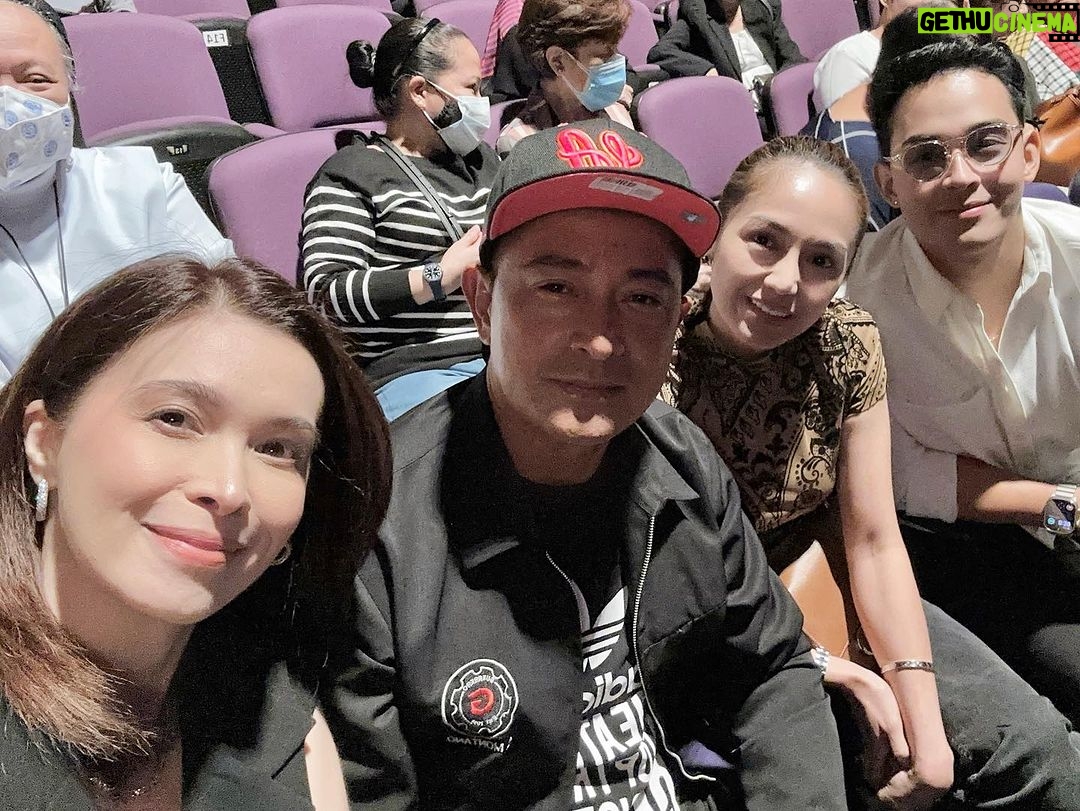 Sunshine Cruz Instagram - About last night. ☺️ Thank you @cesarbuboymontano , @maarriiaaa05 & @diegoloyzaga for always being there for our beautiful @samcruzm 🥰☺️ #family RCBC Plaza Yuchengco Tower, Ayala Avenue, Makati City