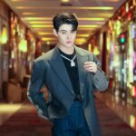 Suppapong Udomkaewkanjana Instagram - อยากตายอย่าตาย Outfit by : anuruq Styled by: hhugo.subhaxate #Saint_sup #MingEr