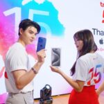 Suppapong Udomkaewkanjana Instagram - รูปล่าสุดวันนี้ โพสต์จาก #iPhone15Truedtac5G นะ อิอิ เซ้นต์ได้เป็นหนึ่งในกลุ่มแรกที่ได้รับเครื่องที่ True Branding Shop ICON SIAM เมื่อเช้าใครได้ดู Live บ้าง เม้นมาหน่อย iPhone ใหม่เครื่องนี้จะเร็วแรงกว่า เพราะใช้งานบนเครือข่าย 5G No.1 Thailand Best Network พร้อมใช้เต็มที่ไม่มีสะดุด กดดูโปรพิเศษเพื่อลูกค้าทรู ดีแทค ได้ที่ Facebook TrueMove H นะครับ #BetterTogetheriPhone15 #iPhone15Truedtac5G #newiphone #iPhone15 #Saint_sup #MingEr True Branding Icon Siam
