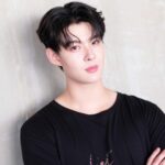 Suppapong Udomkaewkanjana Instagram - ไม่มีหรอก "เราชนะ" มีแต่ "เราชอบนะ" เธอชอบไหม #Saint_sup #MingEr