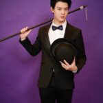Suppapong Udomkaewkanjana Instagram - Magic...🎩✨ #Saint_sup #MingEr