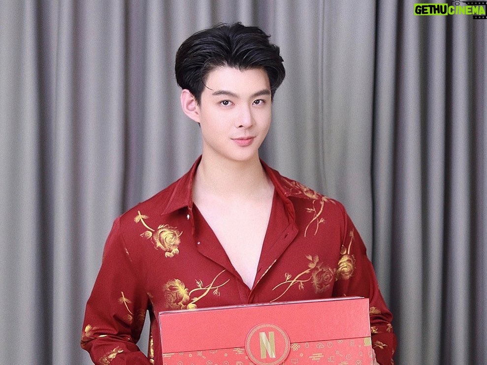 Suppapong Udomkaewkanjana Instagram - อั่งเปาจาก @NetflixTH 🧧❤️#NetflixTH #Saint_sup #MingEr