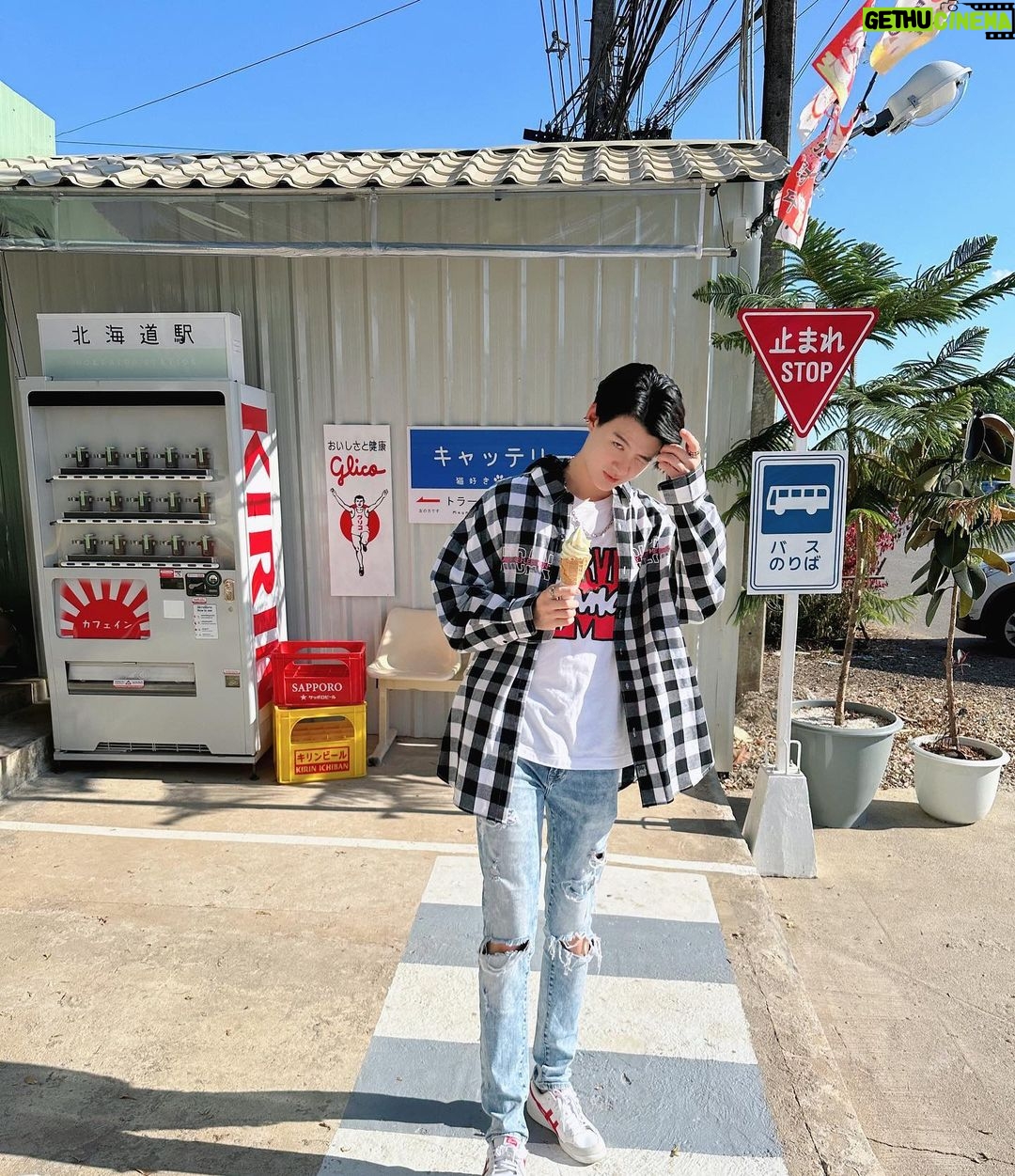 Suppapong Udomkaewkanjana Instagram - ไอติมมมมมมมม🍦#Saint_sup #MingEr Trat, Thailand