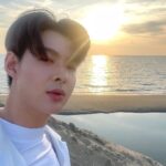 Suppapong Udomkaewkanjana Instagram - ไปทะเลแล้วมีแรงใจ เพราะไปทีไรได้ยินเสียง “ซู่ ซู่” #Saint_sup #MingEr