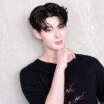 Suppapong Udomkaewkanjana Instagram - ไม่มีหรอก "เราชนะ" มีแต่ "เราชอบนะ" เธอชอบไหม #Saint_sup #MingEr