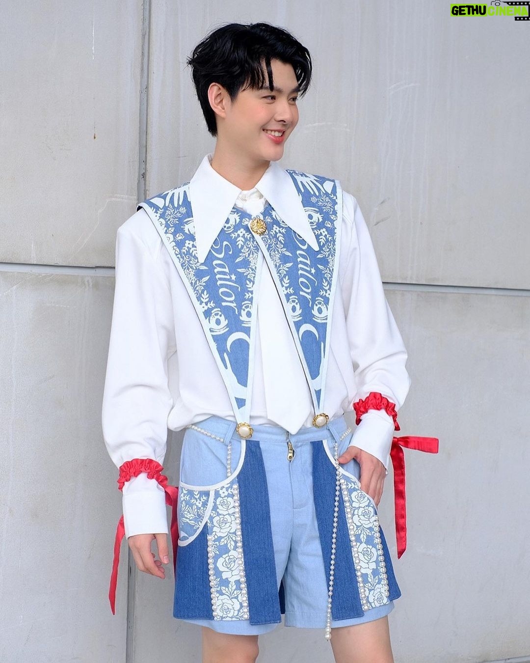 Suppapong Udomkaewkanjana Instagram - อย่าลืมมาฟังเพลงกับผมคืนนี้นะครับ #tpopstageshow #Saint_sup #MingEr