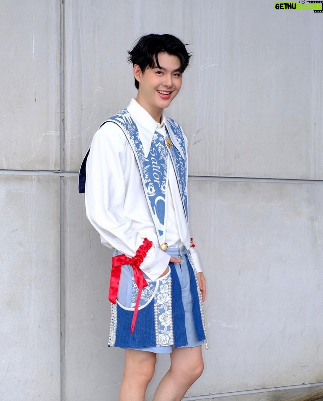Suppapong Udomkaewkanjana Instagram - อย่าลืมมาฟังเพลงกับผมคืนนี้นะครับ #tpopstageshow #Saint_sup #MingEr
