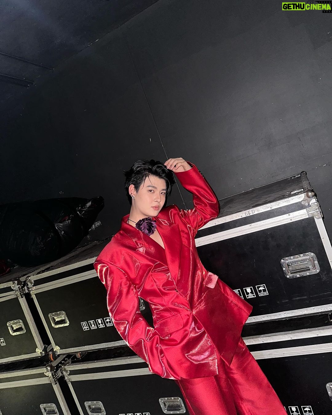 Suppapong Udomkaewkanjana Instagram - 新年快乐 新正如意 新年发财 #Saint_sup #MingEr