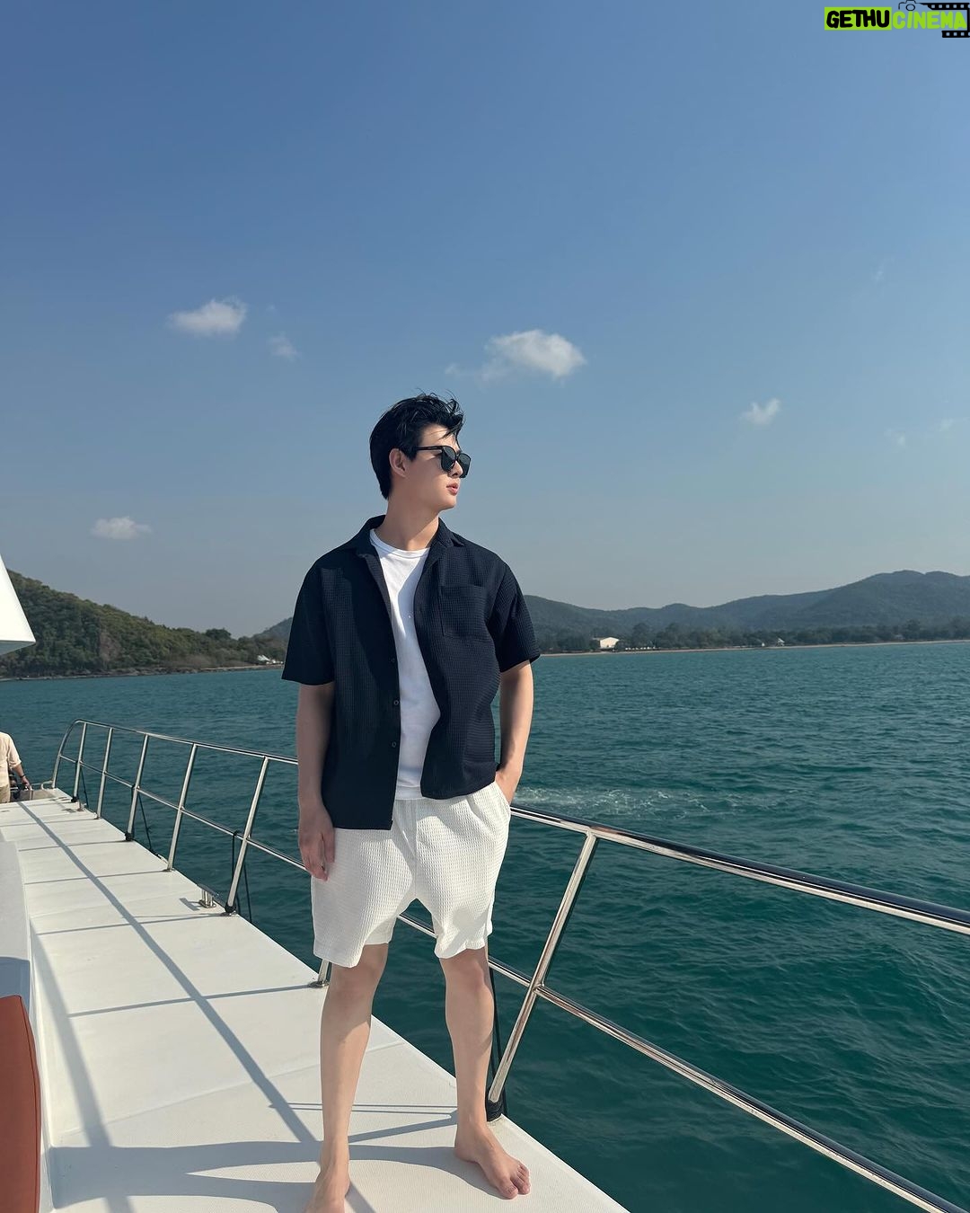 Suppapong Udomkaewkanjana Instagram - 🌊😎 #Saint_sup #MingEr