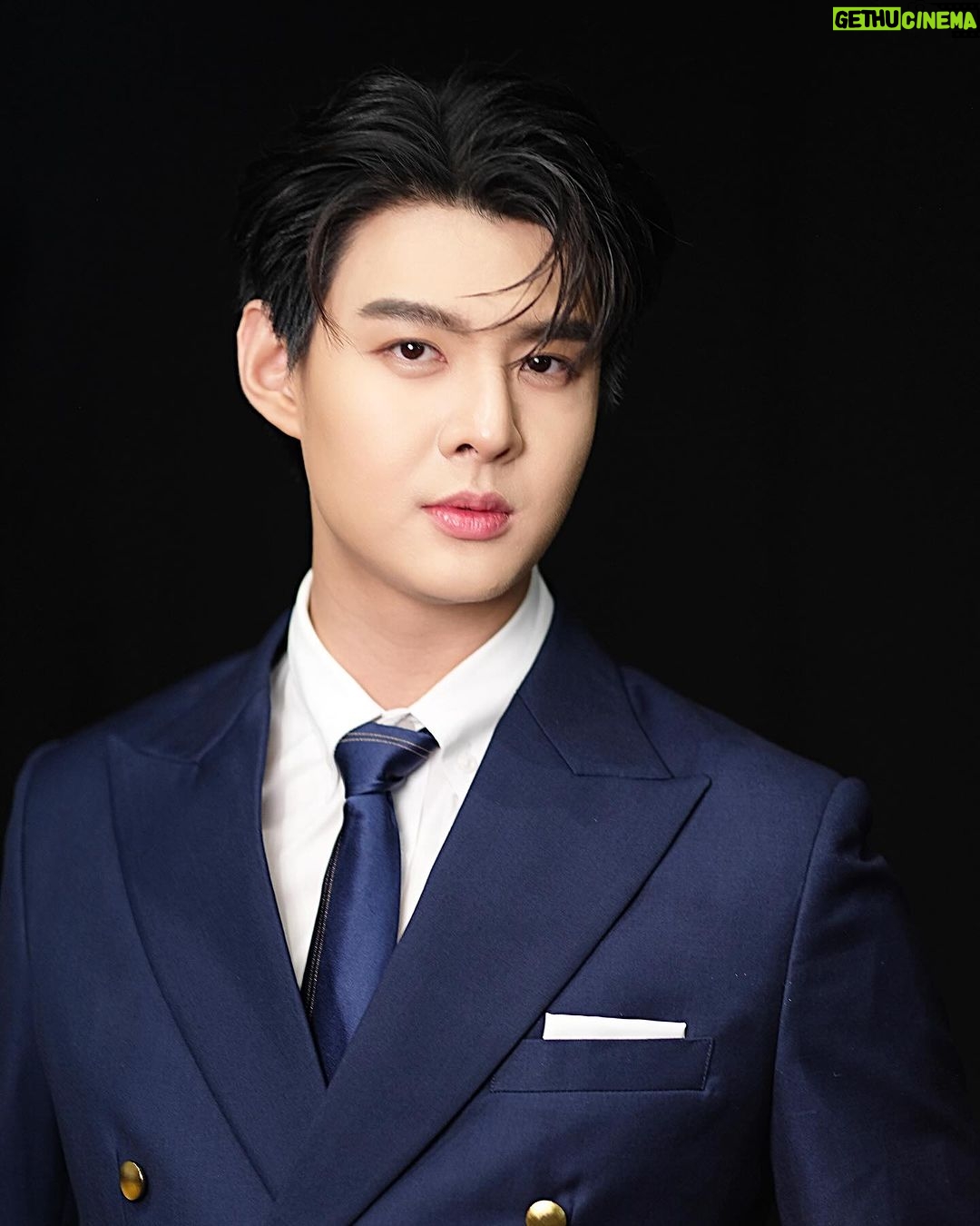 Suppapong Udomkaewkanjana Instagram - คุณภูมิ มาแล้ววว #Saint_sup #ดวงใจเทวพรหม #ดวงใจเทวพรหมxเปิดวิกบิ๊ก3TasteofDrama #เปิดวิกบิ๊ก3TasteofDrama #ดูทีวีกด33 #ดูมือถือกด3Plus