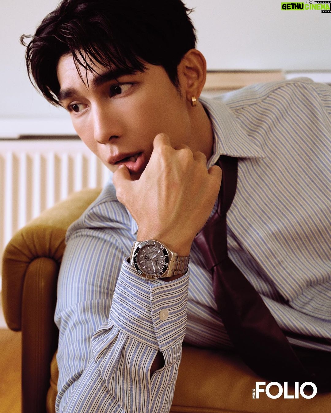 Suppasit Jongcheveevat Instagram - 📖📚 #Montblanc #MontblancLibrarySpirit #InspireWriting