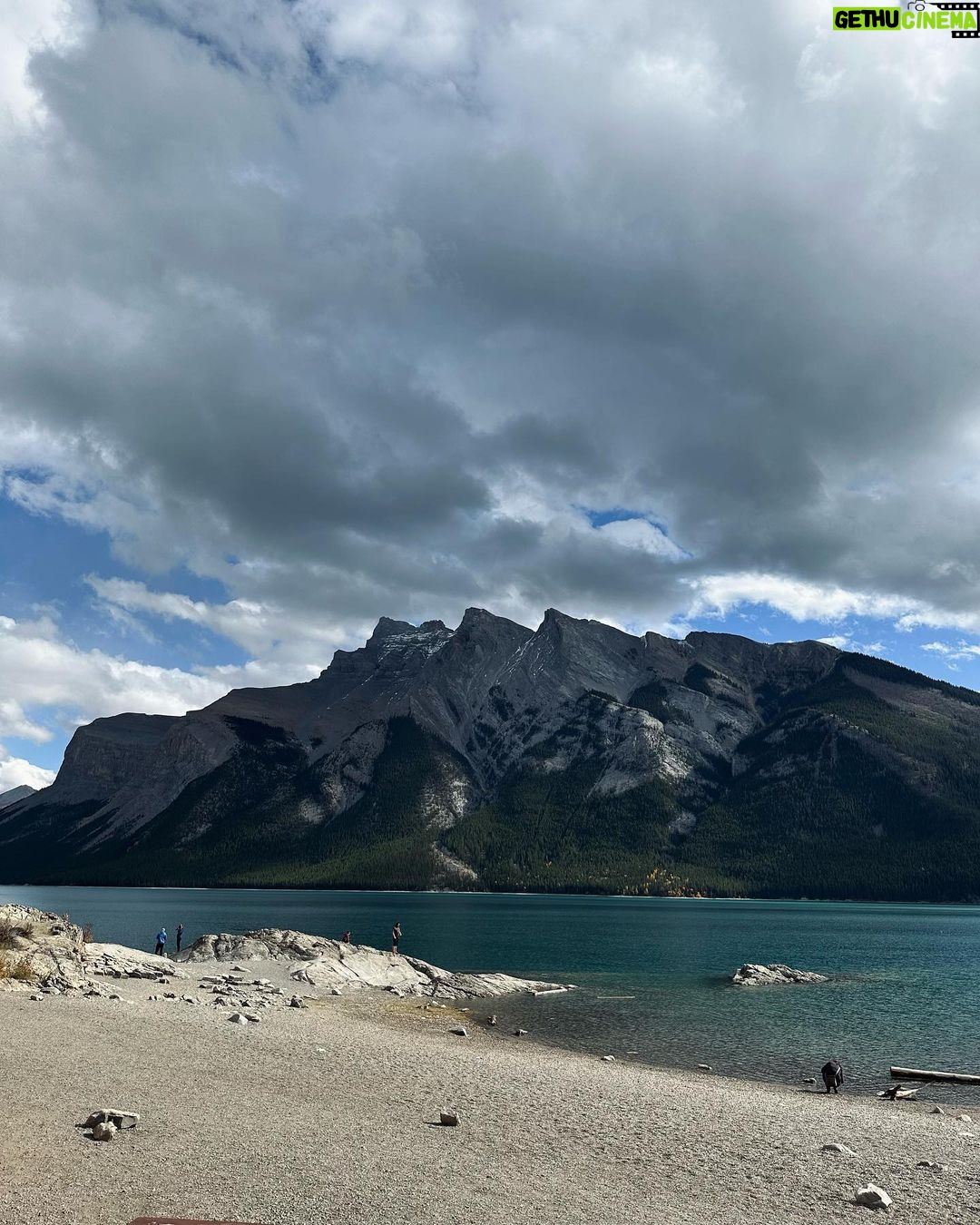 Suppasit Jongcheveevat Instagram - I miss you a little, a little too much, a little too often and a little more each day. 😛❤️ Banff National Pak