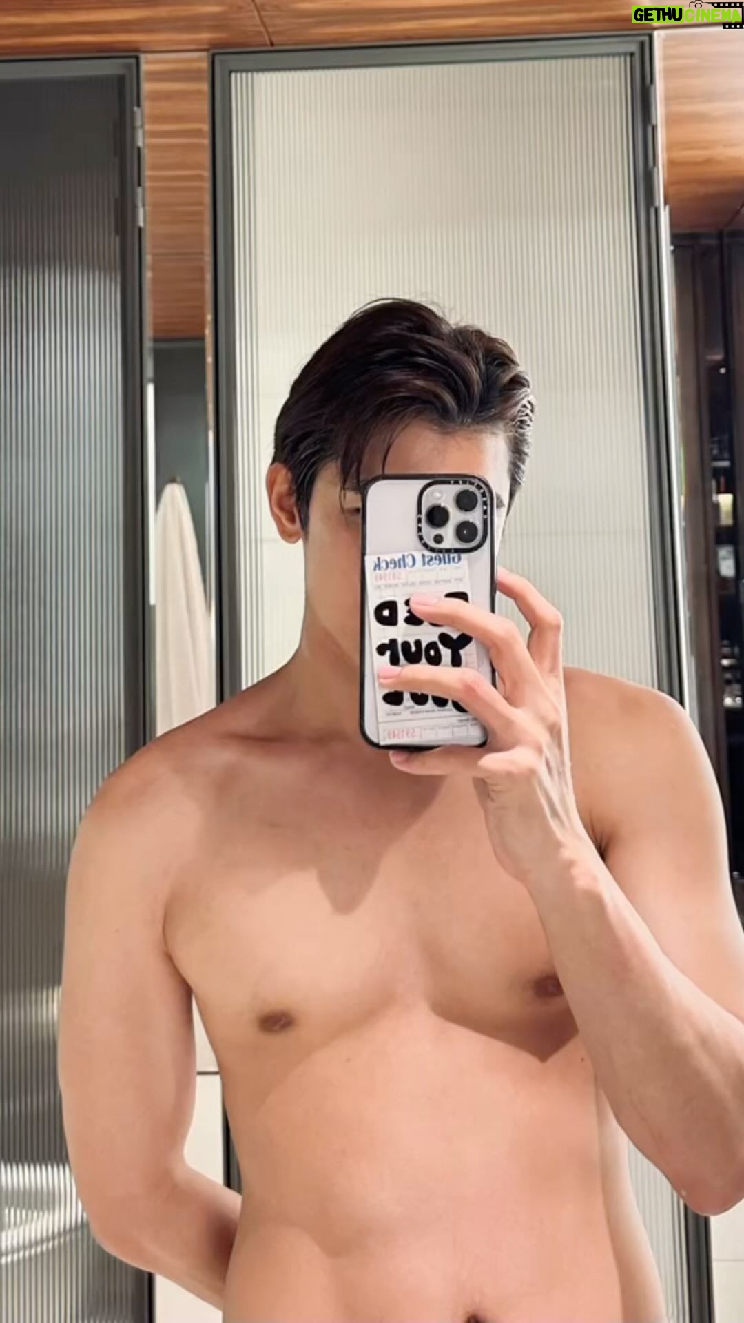 Suppasit Jongcheveevat Instagram - Thank you to 2023 “one of my best years” ❤️