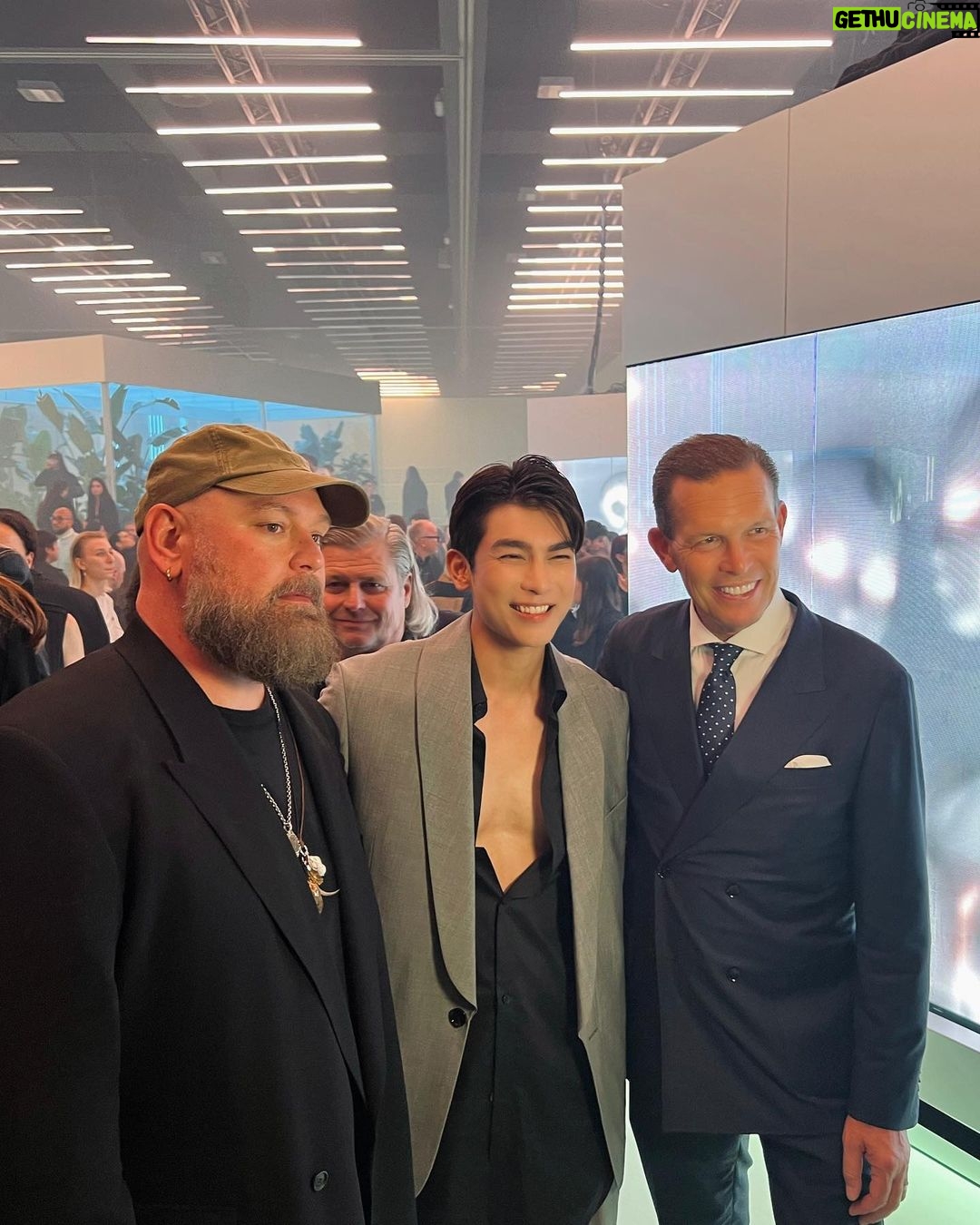 Suppasit Jongcheveevat Instagram - The BOSS Techtopia! @boss #BeYourOwnBOSS #BOSSMilanShow Milan, Italy
