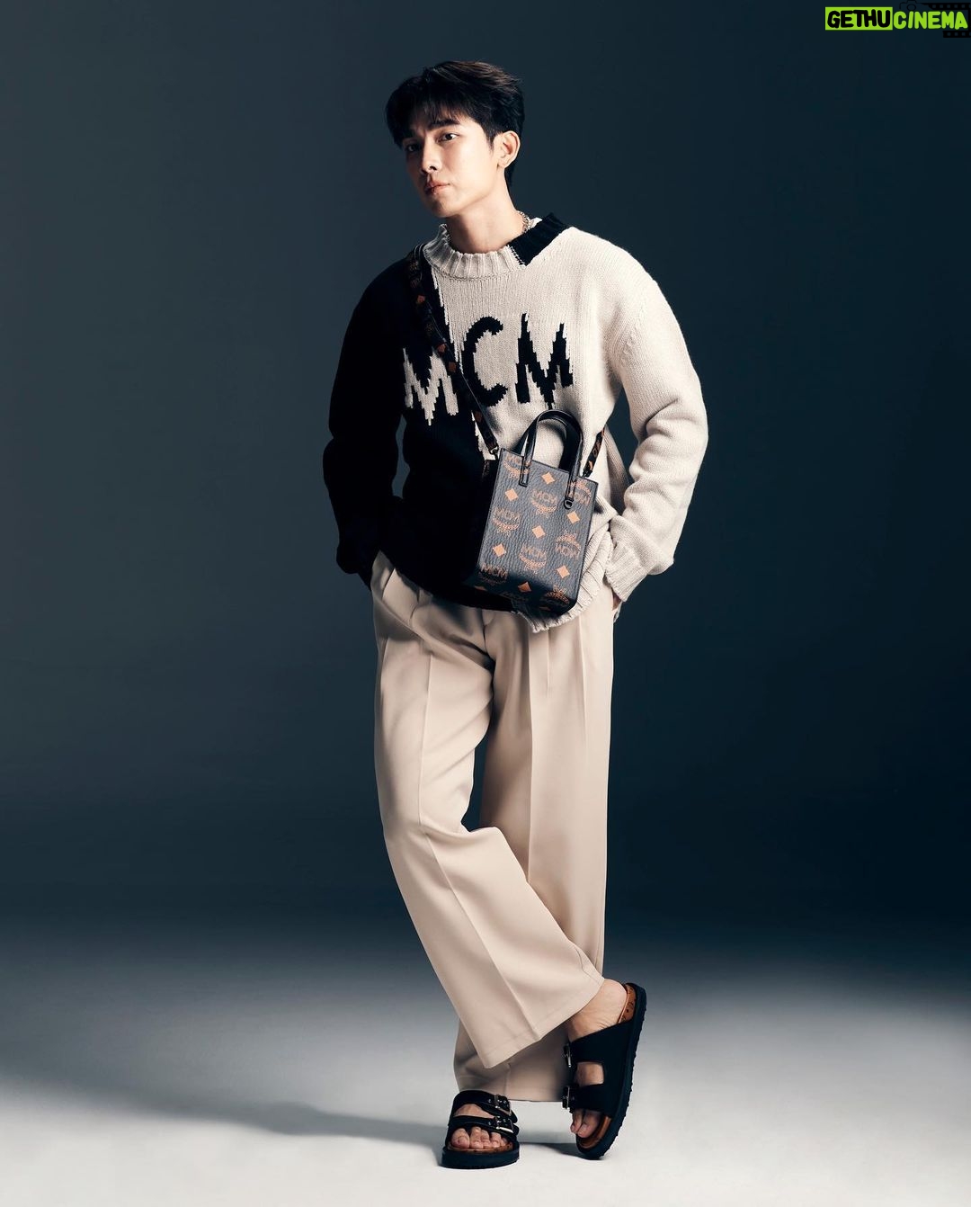 Suppasit Jongcheveevat Instagram - Black Maxi to the next level @mcmthailand #mcmthailand