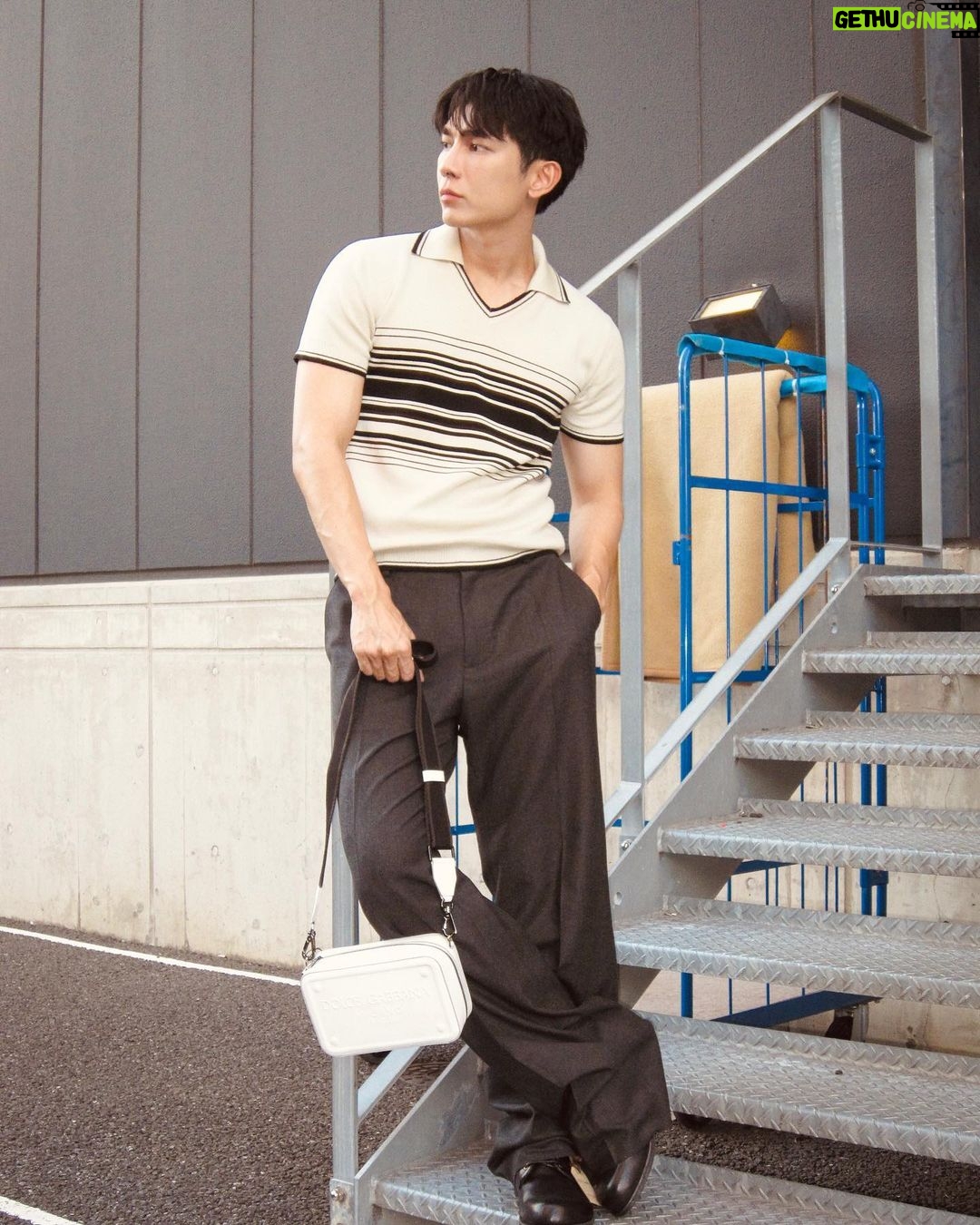 Suppasit Jongcheveevat Instagram - 🫶🏻 @dolcegabbana #Dolcegabbana #DGPF23 Osaka Japan