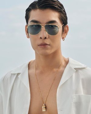 Suppasit Jongcheveevat Instagram - Dive together into @fredjewelry’s infinite shades of blue from the sea to the sky. Colour my vacation up with the #Force10 collection.

#FREDJewelry #FREDParis #FREDHappyBlueShades
