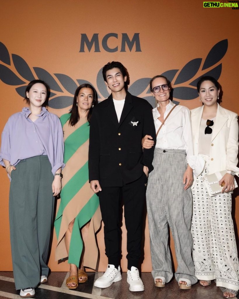 Suppasit Jongcheveevat Instagram - Experiencing one of the best night in Milan at MCM Presentation Spring Summer 2024 🇮🇹 🤍 @mcmworldwide @mcmthailand #MCMSS24XMew #MCMThailand Palazzo Bovara (Milano)