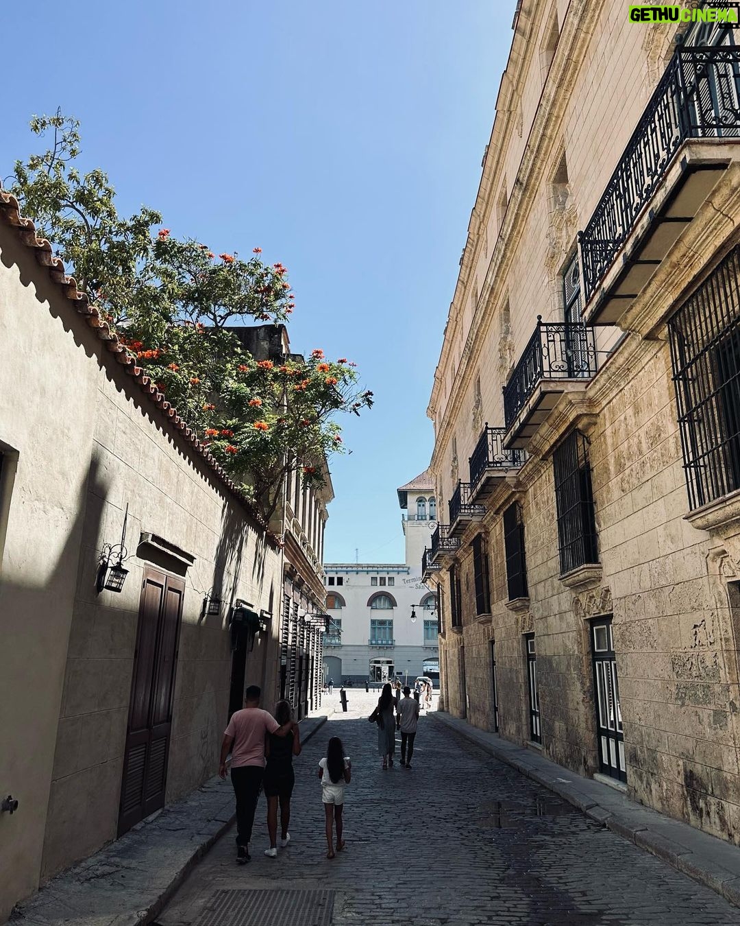 Suppasit Jongcheveevat Instagram - Meanwhile, in Havana…… 🇨🇺 Havana, Cuba