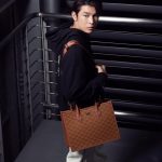 Suppasit Jongcheveevat Instagram – Ready for Milan 🧡 #MCMFW24xMew

@mcmworldwide
@mcmthailand