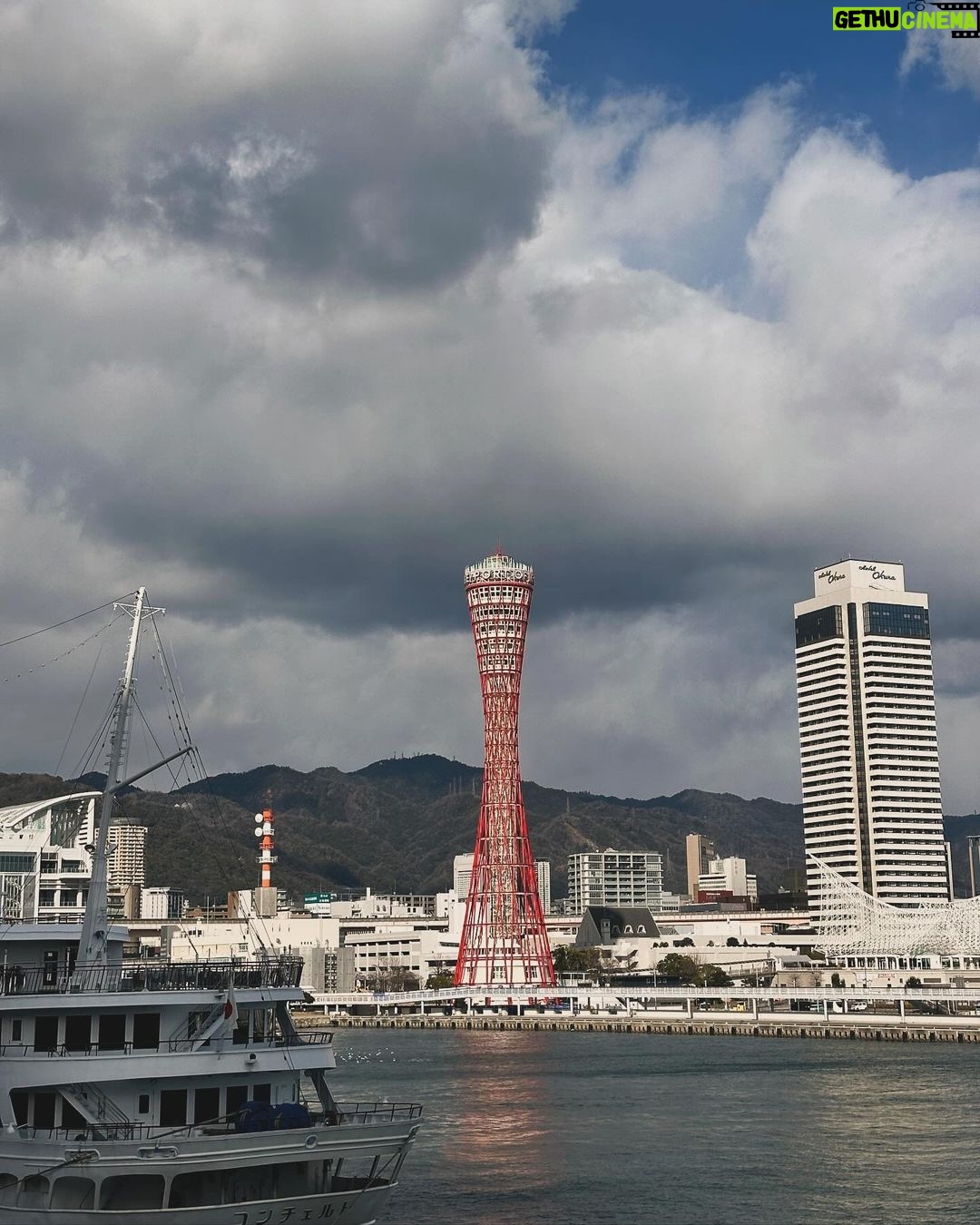 Suppasit Jongcheveevat Instagram - A 1000 km trip in Kansai