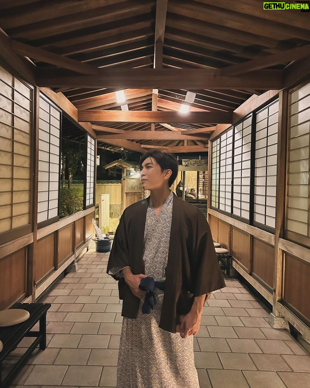 Suppasit Jongcheveevat Instagram - A 1000 km trip in Kansai