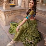 Surbhi Chandna Instagram - Mohabbat Hui Teri Yaadon Se Bhi Mere Haathon Pe Haa Tera Naam Likha.. Photographer @jodiclickers.co Mehndi By @bridalmehndiqueen Surbhis Stying & Designers Column Outfit: @labelnitibothra Pr: @wedding_trip_ Nath : @mortantra Earrings & kadas: @azotiique On the Feet: @urbanswayofficial @spiffypublicrelations Stylist: @stylebysaachivj Styling Team: @styledbynikinagda @sanzimehta777 Styling intern: @muskaanparakh Glam @makeupbypratiba & team Karans Styling& Designers Column Outfit @kalpraag @oakpinionpr Style Consultant & PR @pranavi_chandna Publicist @planetmediapr @nidhig14 Event planners @intimateaffairsbyrt #sukar #estd2010