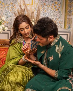 Surbhi Chandna Instagram - Mohabbat Hui
Teri Yaadon Se Bhi 
Mere Haathon Pe Haa 
Tera Naam Likha..

Photographer @jodiclickers.co 
Mehndi By @bridalmehndiqueen 

Surbhis Stying & Designers Column

Outfit: @labelnitibothra
Pr: @wedding_trip_
Nath : @mortantra
Earrings & kadas: @azotiique
On the Feet: @urbanswayofficial @spiffypublicrelations
Stylist: @stylebysaachivj
Styling Team: @styledbynikinagda @sanzimehta777
Styling intern: @muskaanparakh
Glam @makeupbypratiba & team

Karans Styling& Designers Column 
Outfit @kalpraag @oakpinionpr
Style Consultant & PR @pranavi_chandna
 
Publicist @planetmediapr @nidhig14

Event planners @intimateaffairsbyrt 

#sukar #estd2010