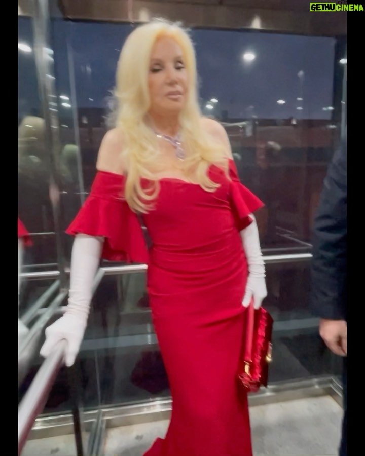 Susana Giménez Instagram - Gala de Revista CARAS en la Usina del Arte Usina Del Arte