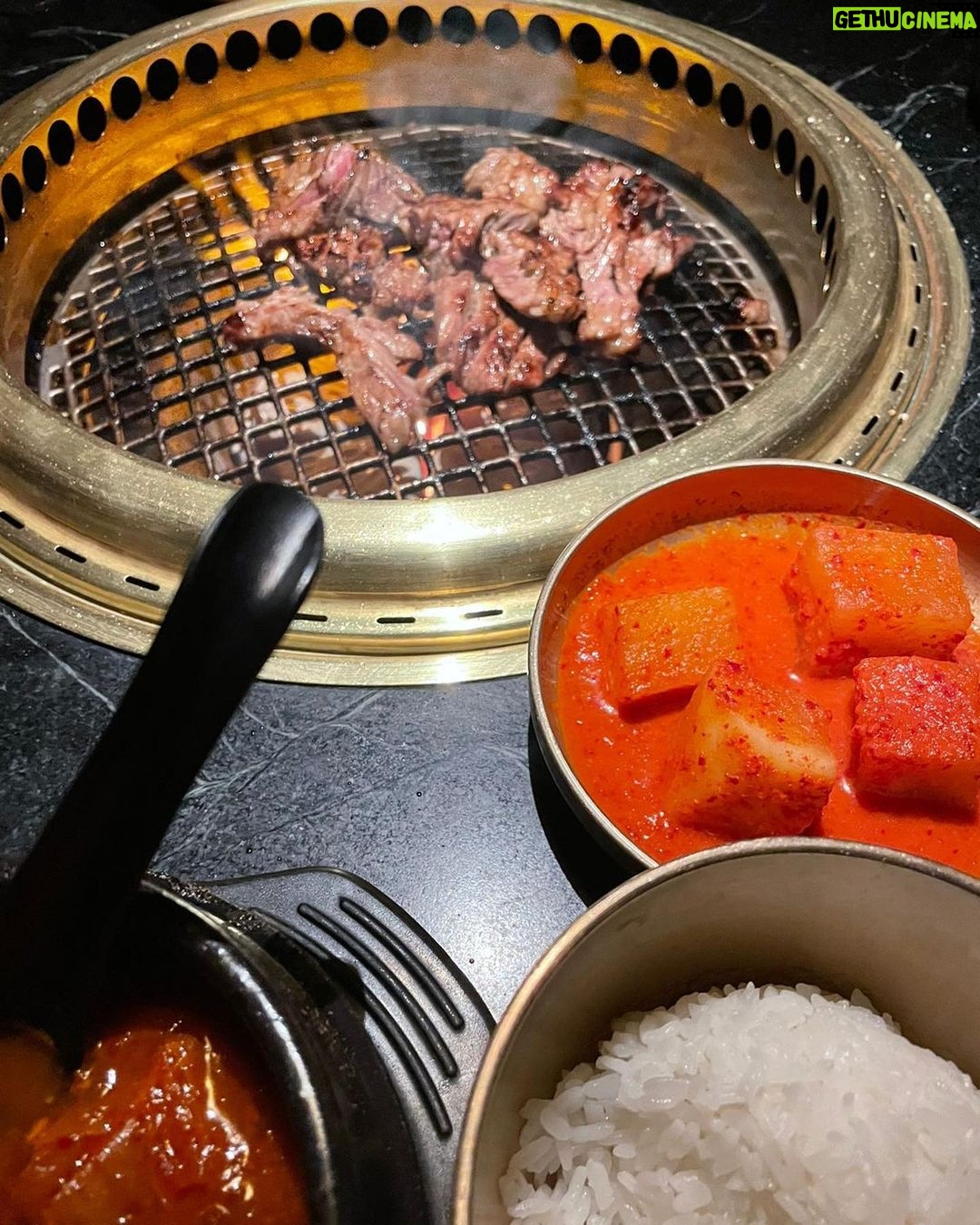 Susana Giménez Instagram - Fuimos a comer a @cotemiami. Es coreano y cocinan en la misma mesa que comés. La pasamos increíble!! . . . #miami #susanagimenez #koreanfood Miami, Florida