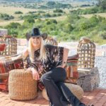 Susana Giménez Instagram - Hoy viajamos a Garzón, un paraíso de paisajes sin nada que envidiarle a la Toscana, con bodegas abiertas al turismo y un casco histórico de la época colonial, en el kilómetro 175 de la Ruta 9, a solo 15 minutos de La Tertulia (mi campo) y menos de una hora de José Ignacio. #garzon #uruguay #suviajes #travel #susanagimenez #lugaresconencanto Garzón, Maldonado, Uruguay