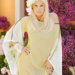 Susana Giménez Instagram – Vuelven los #kimonos, dónde habré puesto este? Era divino! Seguro que lo regalé 🤬 🤬 🤬
#susanagimenez #fashiontrends #clothes