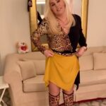 Susana Giménez Instagram - Para las que, como yo, son amantes del leopardo va el look de anoche. Y sí, tengo muchas cosas de leopardo en mi vestidor... Ustedes? Vestido: Cushnie Botas: Cavalli St @amadomarcela Make up @juancarlos.makeup Pelo @miguelromano919 @osvycontreras 📸 #aboutlastnight #look #ootd #fashion #animalprint #pattern #fashiontrends #susanagimenez Telefé