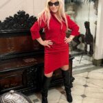 Susana Giménez Instagram - Amo estas botas que son como medias , las podes usar con distintos zapatos . @viviensophie.label