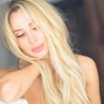 Svetlana Loboda Instagram - сегодня особенно хочется нежности….бывают такие дни… а тебе чего хочется , если прислушаться ?