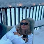 Svetlana Loboda Instagram - Любимые, сильные, нежные! будьте самым красивым цветком посреди льда и самым горячим сердцем в пучине лютых морозов😍 Пусть вас окружают только те, кто любит искренне, верит безгранично и светит ярко… и помните, что в любой ситуации у вас есть вы! и это чертовски прекрасно😇 Lapland