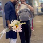 Swara Bhaskar Instagram - Taking little Raabiyaa on her first flight ever.. well it made me realise the value of @fahadzirarahmad all the more! 😉😍💜 #mammatravel Thank you @nuna_india for the amazing #nunacudl never travelling without it! 👌🏽✨ #notanad