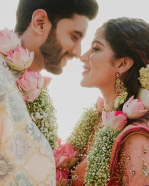 Swasika Instagram - We decided to do life together ❤️
Mua for Swasika : @abilashchickumakeupartist
Mua for Prem : @makeoverbykichu 
Styling for swasika: @abilashchickumakeupartist
Styling for prem: @amal_gop
Special thanks : @nithinsuresh_su
Blouse and dupatta : @jazaashdesignstudio
Saree : @kanchivaram.in
Prem's dress : @men_in_q_wedding
Ornaments: @ttdevassy
Garland: @blackgold_designingstudio
Photography: @weddingbellsphotography 
Events. @oyster_events_ 

#swasikavj #swasika #premjacob #wedding #ps4ever #swasamay
