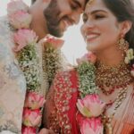 Swasika Instagram - Thank you for trusting @ttdevassy for your special day! Swasika, we’re truly honored. Also, hands-down, you were breathtaking💖 Here are a few glimpses from the jewellery trials to the D-Day! Our #TTDbride & Talented Actress @swasikavj elegantly flaunts our jewellery, beginning with our designer signature choker ( @zorabyttdevassy ), followed by our heavy traditional necklace, and finally completing the look with our long coin-mala. All of it beautifully styled by @abilashchickumakeupartist Wishing you and @premjacob06 all happiness✨ . . Wedding footage : @oyster_events_ @amalsivadas & @weddingbellsphotography Outfit : @kanchivaram.in & @jazaashdesignstudio . . #BridesofTTDevassy #TTDevassy #TTDevassyJewellery #Kochi #CelebrityWedding #CelebrityBride #SouthIndianWedding #ZorabyTT #ZoraSignatureSelections #DesignerBridalJewellery #JewelleryTrials #Valentines #ps4ever (Disclaimer: We do not own any rights to the music used in this content. All credits and rights belong to their respective owners) MG Road Kochi