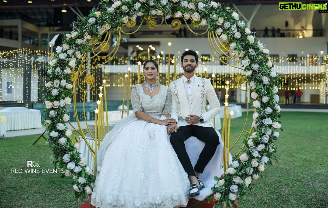 Swasika Instagram - Two hearts, one love, uniting forever 💞 @swasikavj 💞 @premjacob06 Wedding Ceremony shoot by Red Wine Event Management : online 🛒 Booking &Support : 📞 Whatsapp :+91 8137831132 📞 call : +91 7736921013 +91 8089186009 . @reccaaclub www.redwineevents.com . . ©️ copyright 2024 Red Wine Event Management | All Rights Reserved .#actress #actorslife #ammaassociation #postWedding #wedding #haldicermony #preweddingphoto #Photography #bride #engagement #weddinginpiration #weddingdress #weddingday #love #weddingphotographer #makeup #birdestory #preweddingshoot #like #photoshoot #preweddingphotography #couple #photographer #mua #prewed #instalike #makeupartist #birdel #photooftheday #redwineevents RECCAA Club