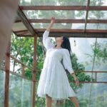 Swasika Instagram - White dress ,endless possibilities 😊 Wearing @denairaboutique MUA @nash_makeover_by_nishana Styling @tharunya_vk