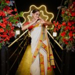 Swasika Instagram – Dhakshina Function
Mua : @abilashchickumakeupartist
Stylist : @nithinsuresh_su
Blouse : @minnaram_designer_boutique
Saree : @ar_handlooms_kuthampully_
Handwork for saree : @minnaram_designer_boutique
Events: @kites_events_
Location @s_river_resorts 
Photography: @august19photography
 #swasikavijay #swasika #premjacob # #trending