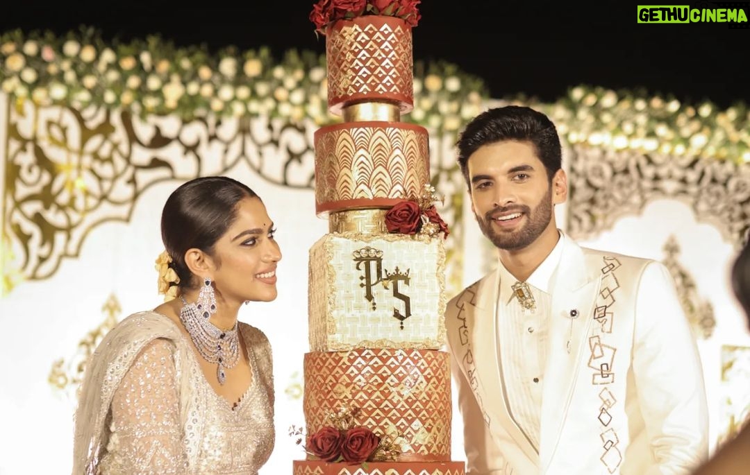 Swasika Instagram - Two hearts, one love, uniting forever π @swasikavj π @premjacob06 Wedding Ceremony shoot by Red Wine Event Management : online π Booking &Support : π Whatsapp :+91 8137831132 π call : +91 7736921013 +91 8089186009 . @reccaaclub www.redwineevents.com . . Β©οΈ copyright 2024 Red Wine Event Management | All Rights Reserved .#actress #actorslife #ammaassociation #postWedding #wedding #haldicermony #preweddingphoto #Photography #bride #engagement #weddinginpiration #weddingdress #weddingday #love #weddingphotographer #makeup #birdestory #preweddingshoot #like #photoshoot #preweddingphotography #couple #photographer #mua #prewed #instalike #makeupartist #birdel #photooftheday #redwineevents RECCAA Club