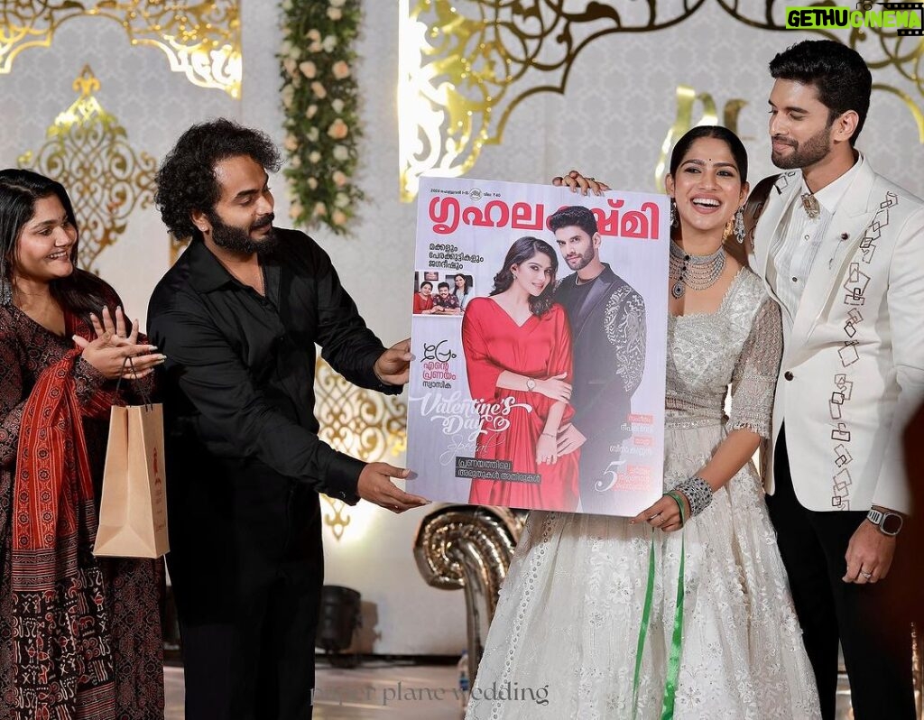 Swasika Instagram - Happy to reveal the @grihalakshmi_ FEB 2024 MAGAZINE COVER & FIRST PRINT EDITION TO OUR NEWLYWEDS 😍😍 Happy to style them both for the cover shoot