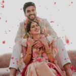 Swasika Instagram – PREM&SWASIKA

 Rhythms_of_Romance❤️❤️

Photography: @weddingbellsphotography 
Shot on : @canonindia_official (R5)
Mua for Swasika : @abilashchickumakeupartist
Mua for Prem : @makeoverbykichu 
Styling for swasika: @abilashchickumakeupartist 
Styling for prem: @amal_gop 
Special thanks : @nithinsuresh_su 
Blouse and dupatta : @jazaashdesignstudio 
Saree : @kanchivaram.in 
Prem’s dress : @men_in_q_wedding 
Ornaments: @ttdevassy 
Garland: @blackgold_designingstudio 
Events. @oyster_events_ 

#swasikavj #swasika #premjacob #wedding #ps4ever #swasamay #vibewithcanon Indriya Beach Resort and Spa, Cherai, Kochi
