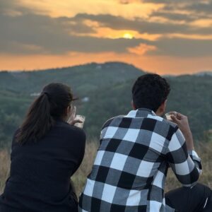 Swasika Instagram - Good Morning ❤️😁🥰🥰

Thanks @bullhorn_resorts for this

#morning #sunrise #vagamon #sunset #nature #view #teaplantation #hillstation #kerala #naturelovers #naturephotography #naturalbeauty #bullhorn #teatime #tea #chaya

📷 @nvm___official